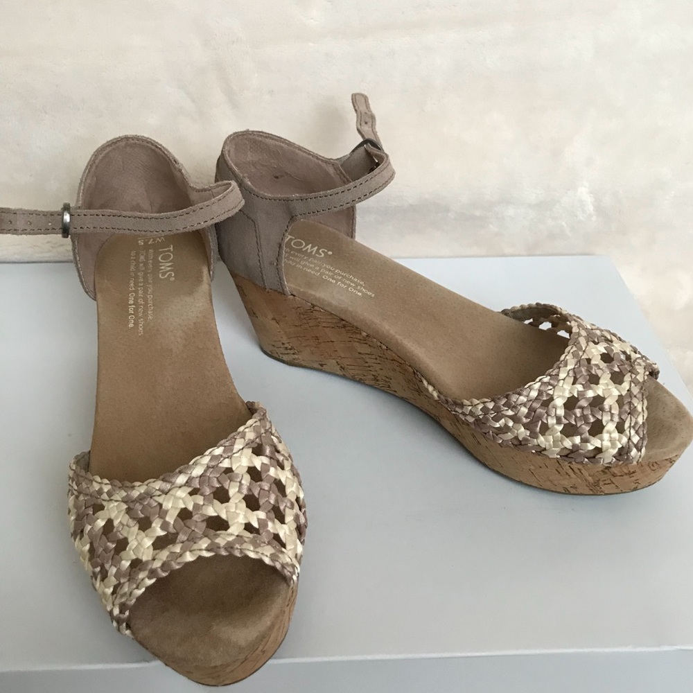 Toms Wedges